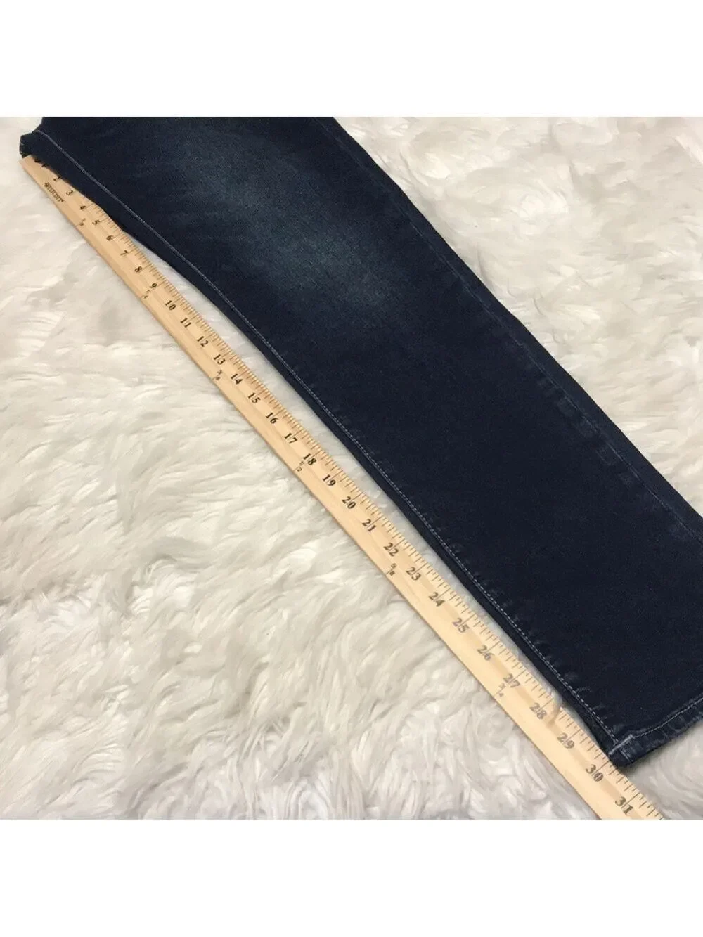True Religion Rocco Relaxed Skinny Jeans Sz 29